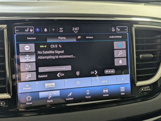 2025 Chrysler Pacifica Select