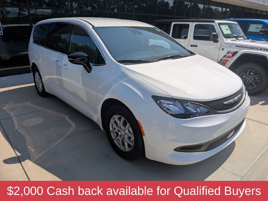 2027 Chrysler Pacifica LX