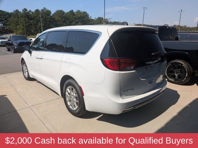 2027 Chrysler Pacifica LX
