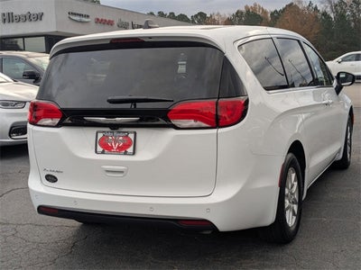 2026 Chrysler Voyager LX