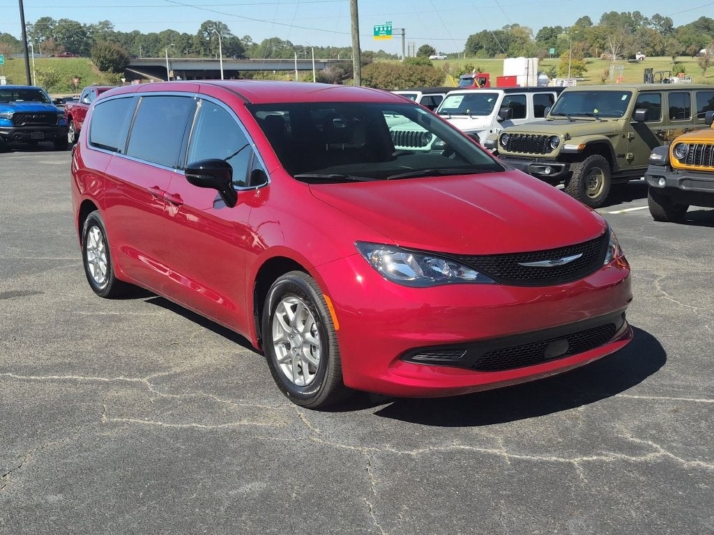 2027 Chrysler Pacifica LX