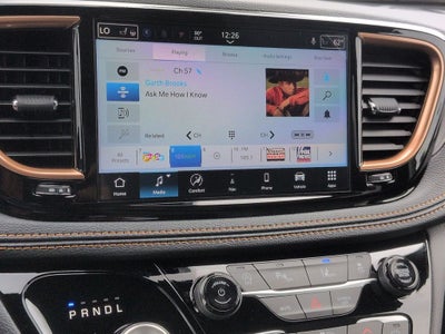 2027 Chrysler Pacifica Pinnacle