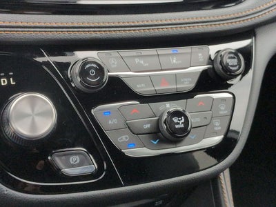 2027 Chrysler Pacifica Pinnacle