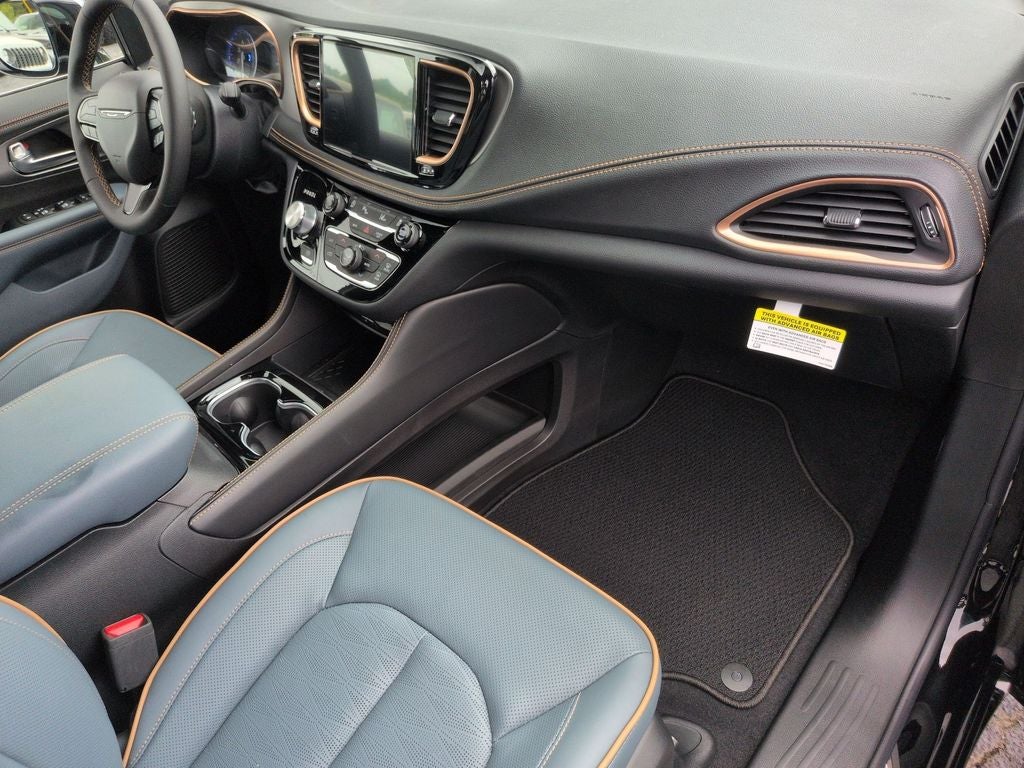 2027 Chrysler Pacifica Pinnacle