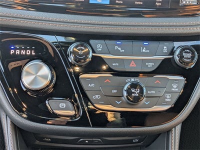 2026 Chrysler Pacifica Pinnacle