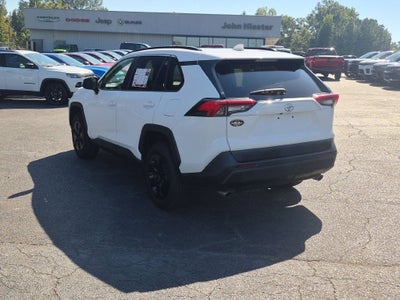 2020 Toyota RAV4 LE