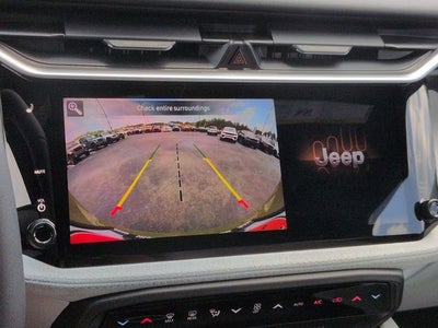 2026 Jeep Cherokee Laredo