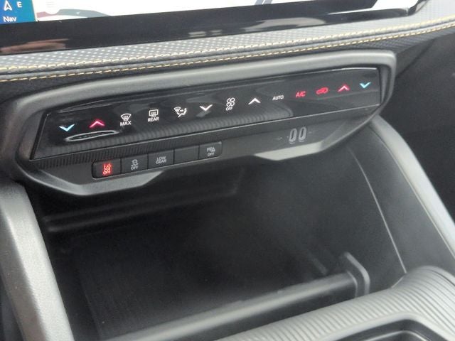 2026 Jeep Cherokee Base
