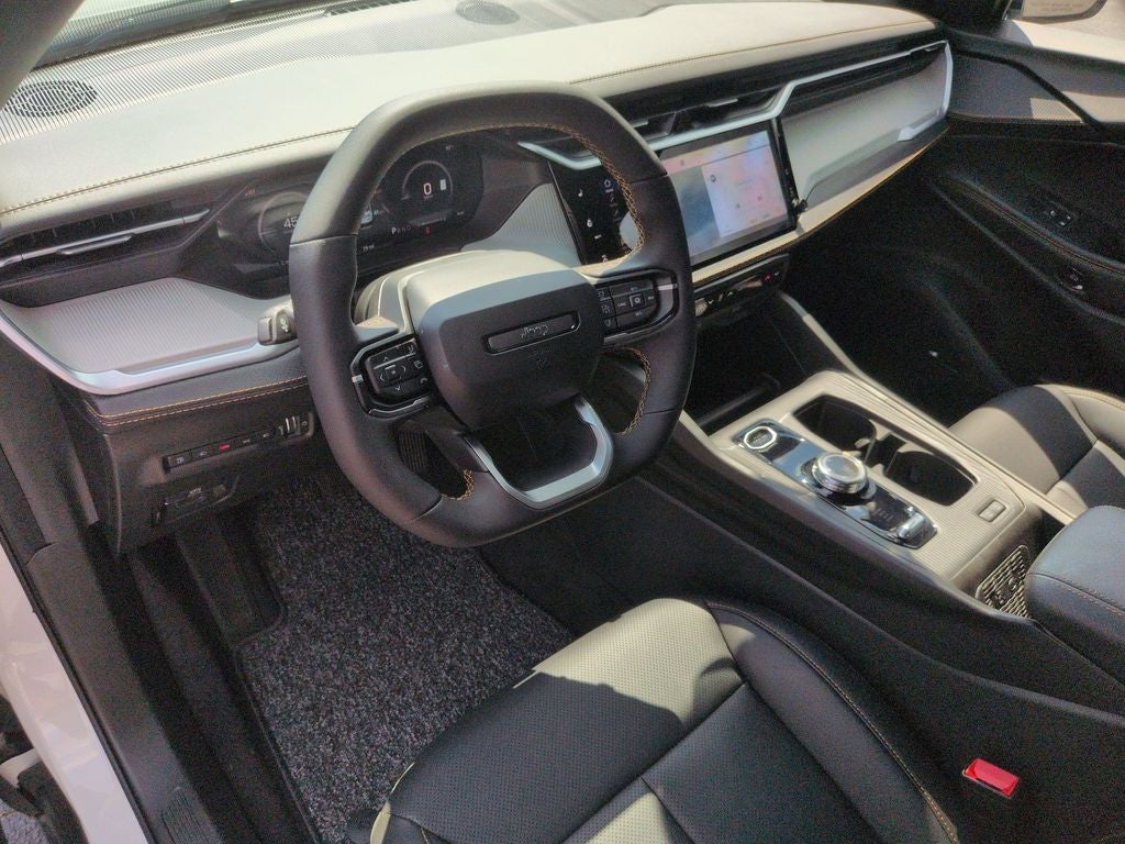 2026 Jeep Cherokee Base