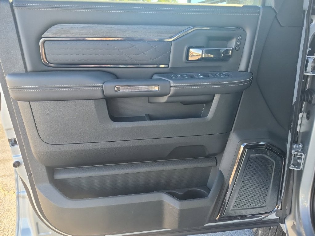 2027 RAM 3500 Limited