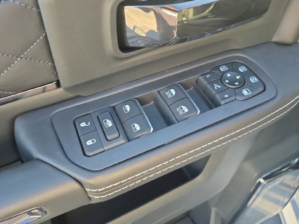 2027 RAM 3500 Limited