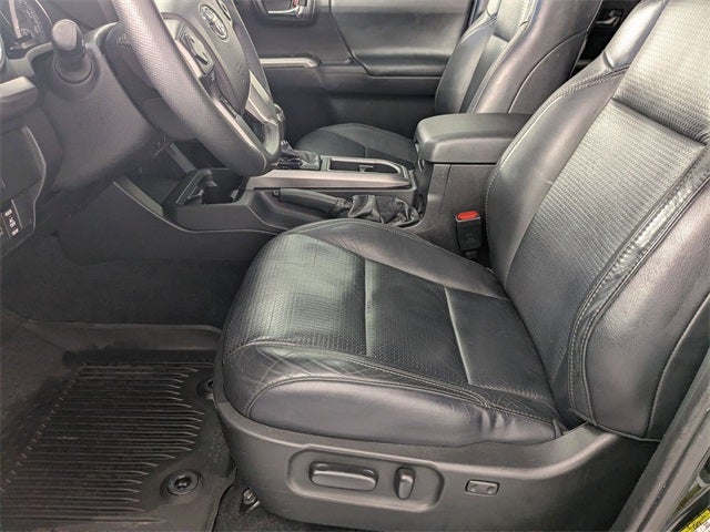 2021 Toyota Tacoma Limited V6