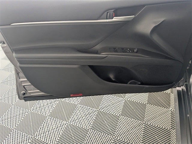 2023 Toyota Camry Hybrid LE