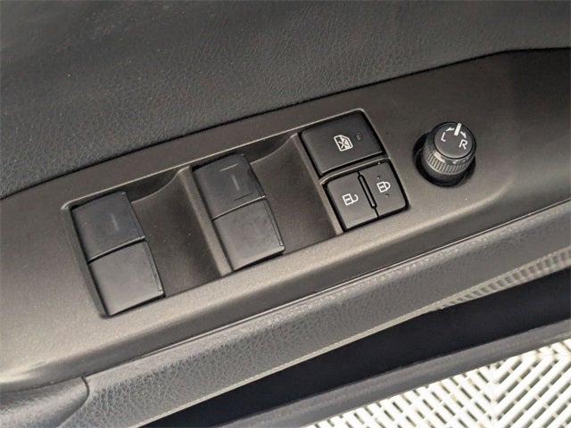 2023 Toyota Camry Hybrid LE