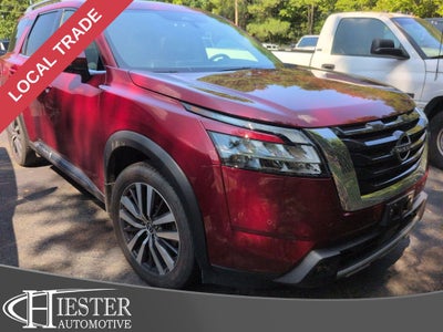2022 Nissan Pathfinder Platinum