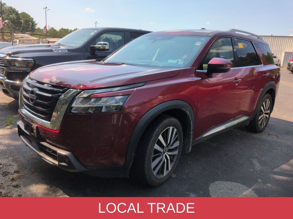 2022 Nissan Pathfinder Platinum