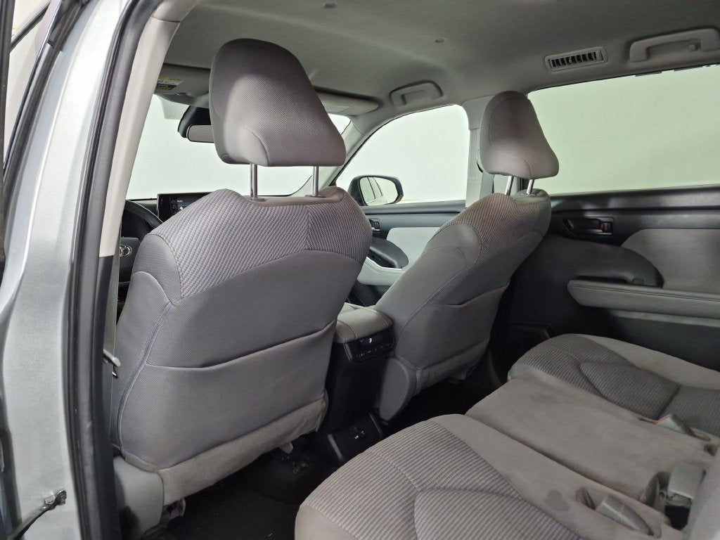 2021 Toyota Highlander L