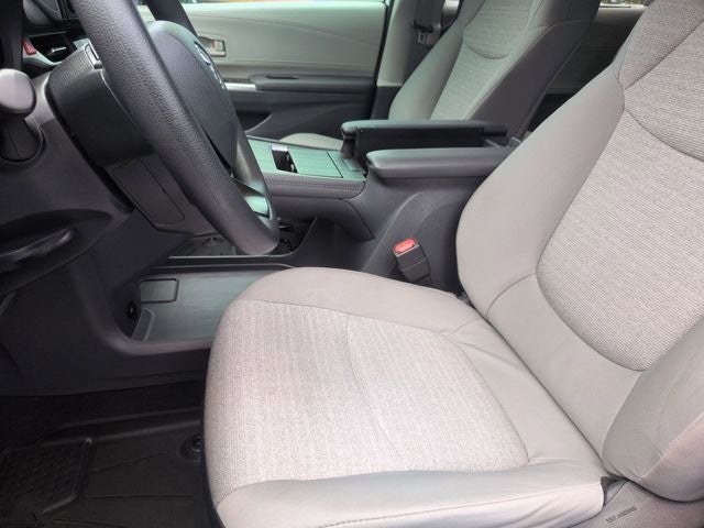 2024 Toyota Sienna LE 8 Passenger