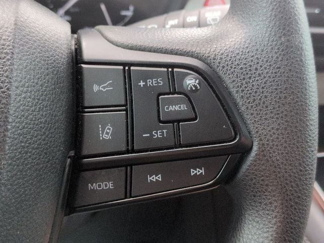 2024 Toyota Sienna LE 8 Passenger
