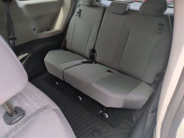 2024 Toyota Sienna LE 8 Passenger