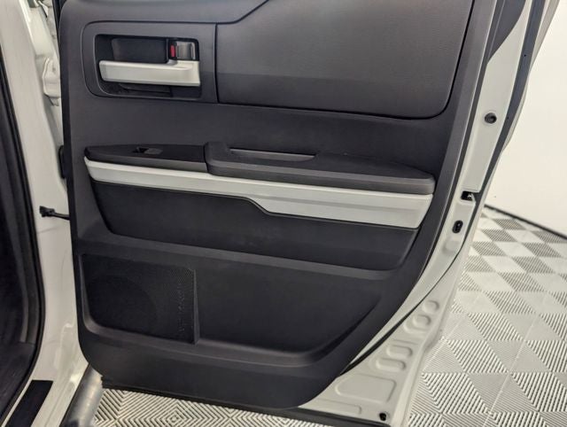 2014 Toyota Tundra SR5