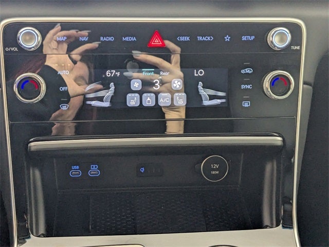 2025 Genesis GV80 2.5T