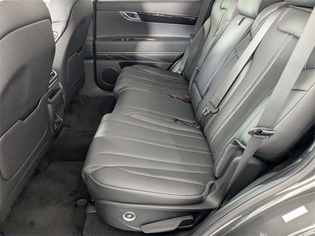 2025 Genesis GV80 2.5T