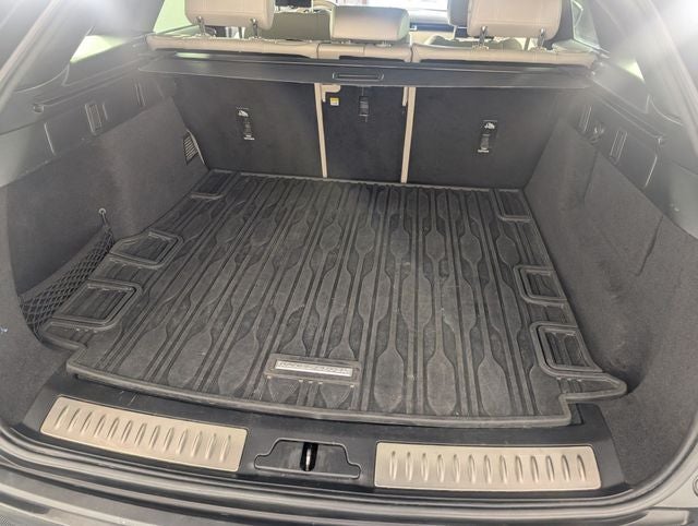 2021 Land Rover Range Rover Velar P250 R-Dynamic S