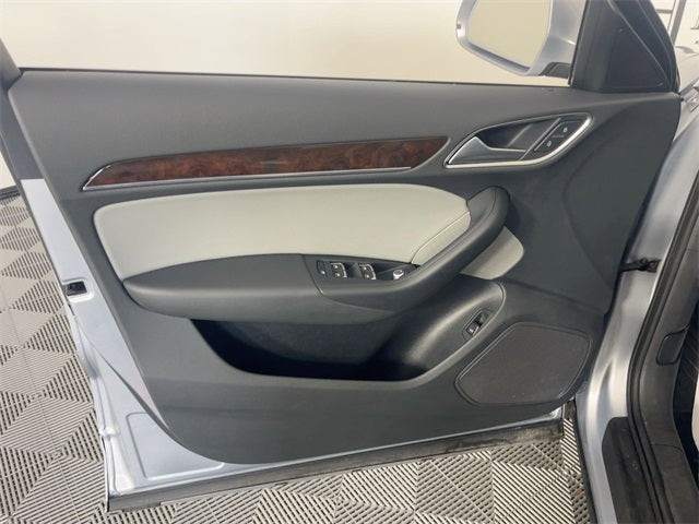 2017 Audi Q3 2.0T Premium Plus quattro