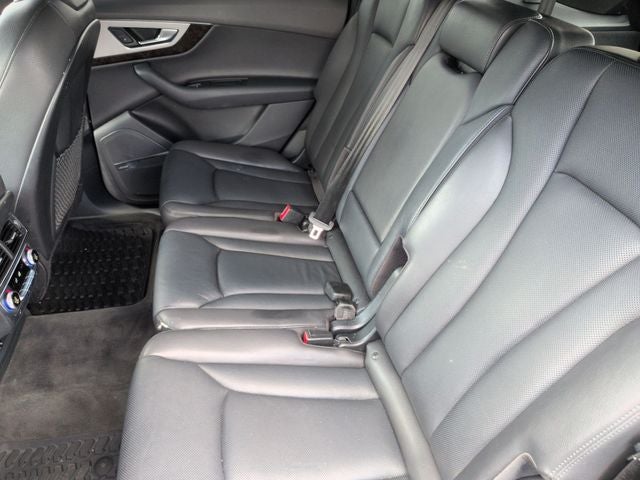 2019 Audi Q7 45 Premium Plus quattro