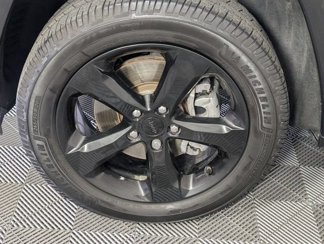 2023 Jeep Grand Cherokee L Limited 4x2