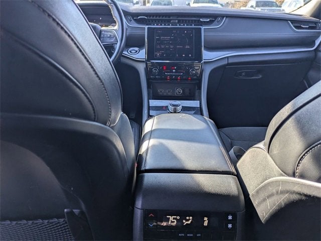 2022 Jeep Grand Cherokee L Altitude