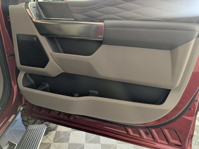 2025 Ford F-350 Platinum