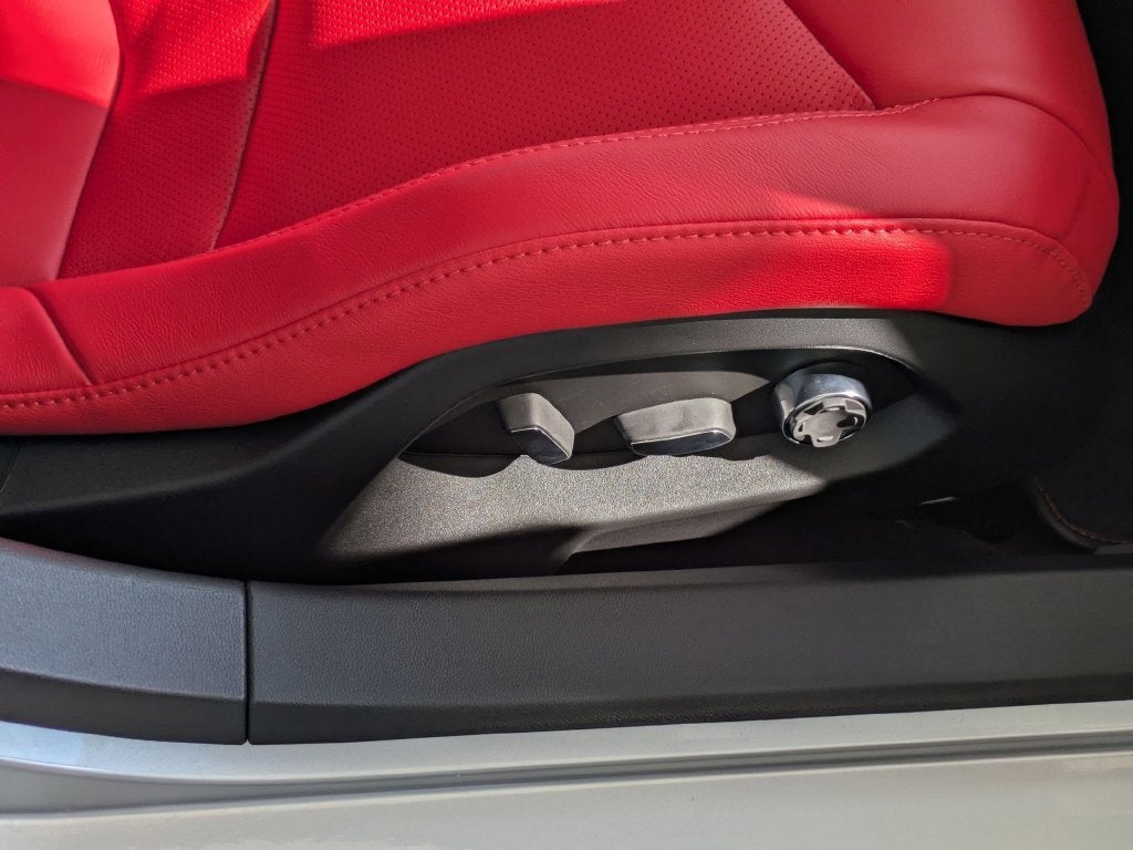2027 Chevrolet Corvette Stingray 2LT