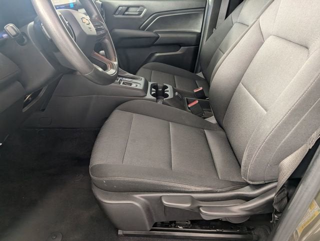 2023 Chevrolet Colorado WT