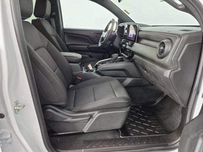 2024 Chevrolet Colorado WT