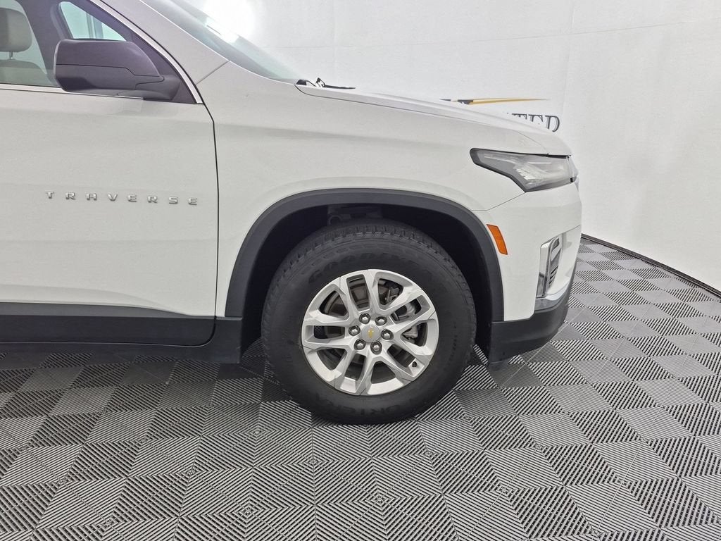 2023 Chevrolet Traverse LS