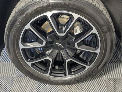 2023 Chevrolet Suburban RST