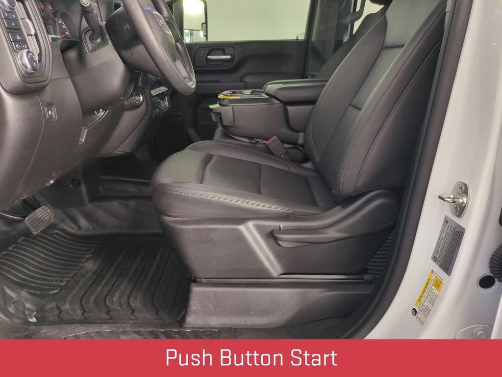 2025 GMC Sierra 2500 HD Pro