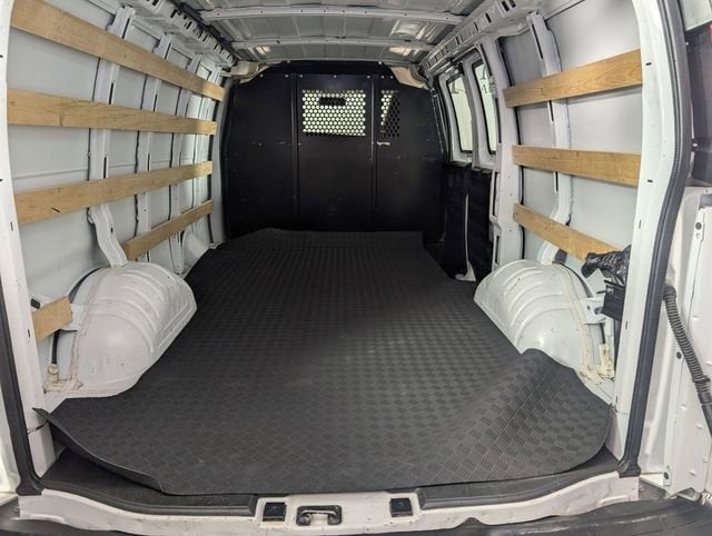 2024 GMC Savana Cargo 2500 Work Van