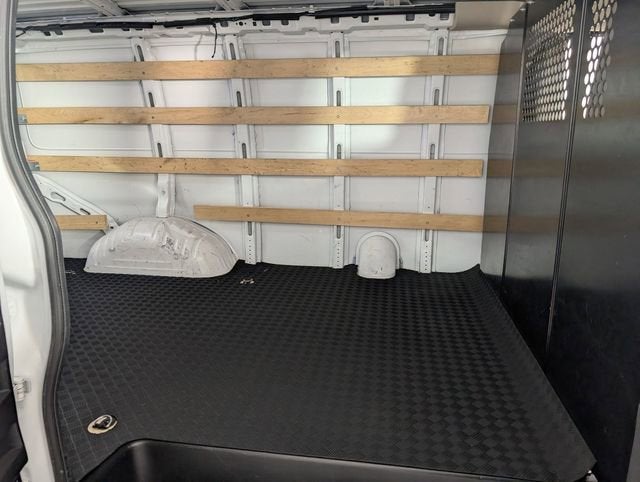 2024 GMC Savana Cargo 2500 Work Van