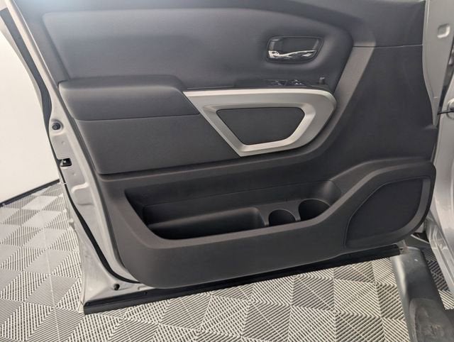 2018 Nissan Titan XD SV