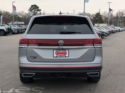 2025 Volkswagen Atlas 2.0T SE w/Technology