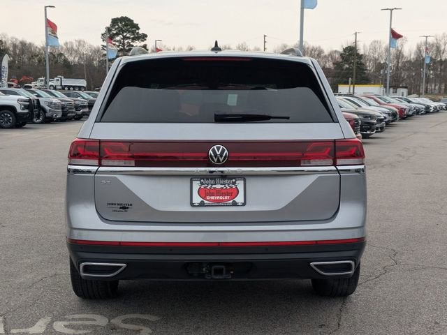 2025 Volkswagen Atlas 2.0T SE w/Technology
