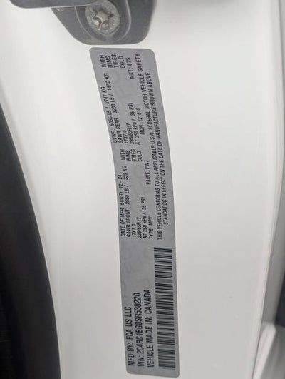 2025 Chrysler Pacifica Select