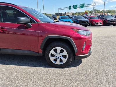 2020 Toyota RAV4 LE