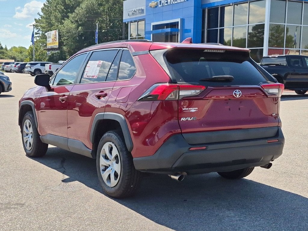 2020 Toyota RAV4 LE