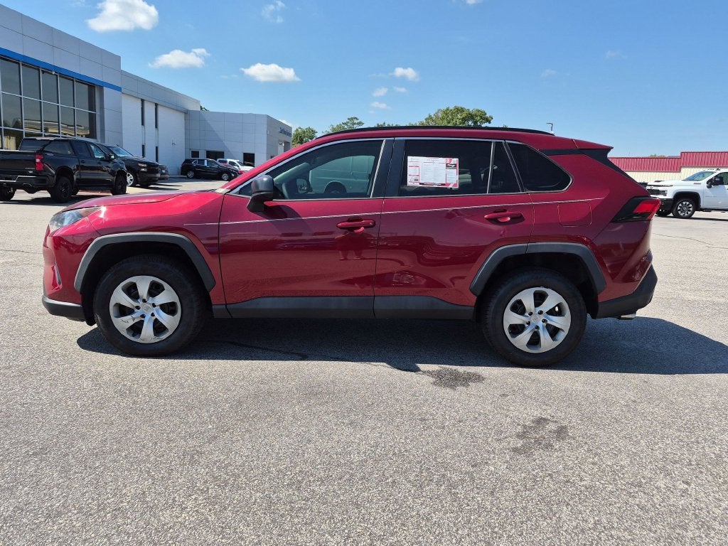 2020 Toyota RAV4 LE