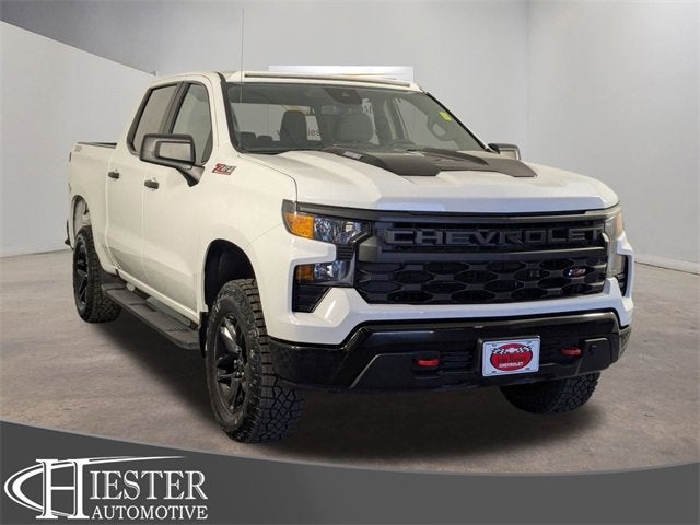 2022 Chevrolet Silverado 1500 Custom Trail Boss