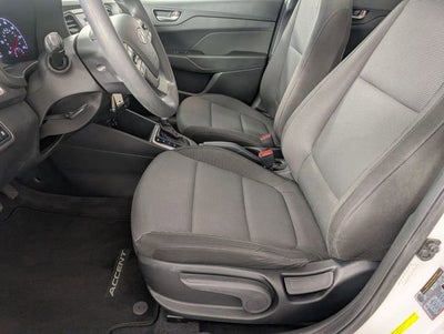 2022 Hyundai Accent SE